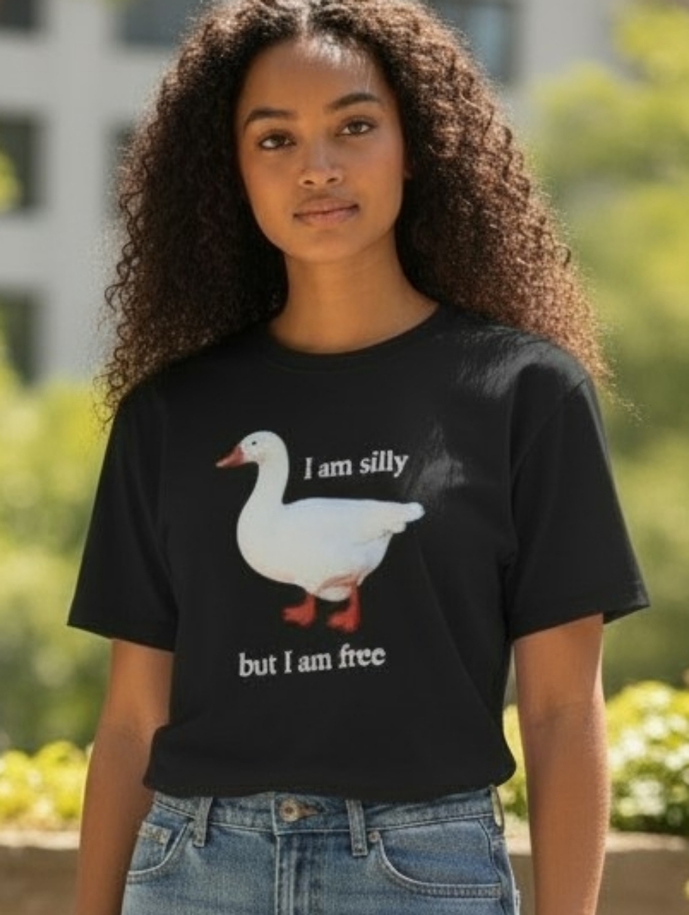 NWOT Unisex Sassy Goose Graphic Tee “I Am Silly But I Am Free” Funny Statement